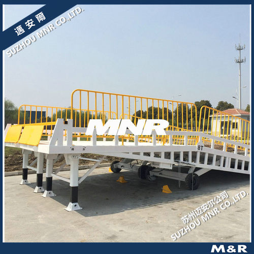 【MNR】登车桥专业制造商生产移动式登车桥 液压调节板
