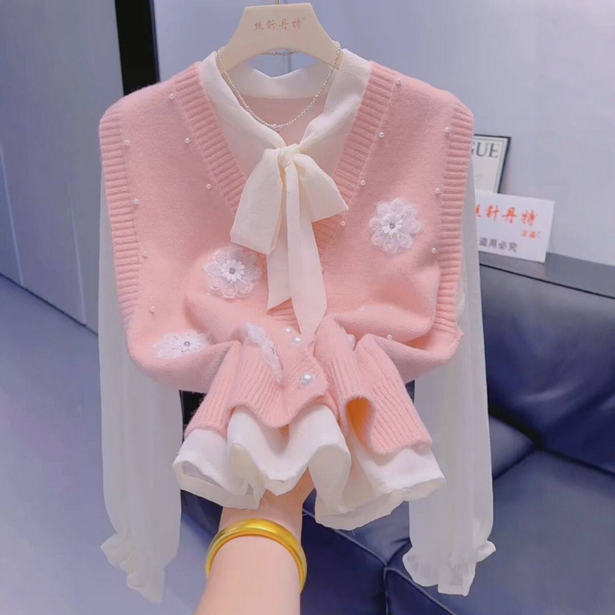 韩系甜美立体花朵温柔风叠穿针织马甲女秋洋气温柔风毛衣坎肩上衣