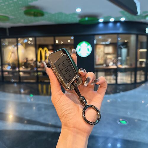 适用新款款大众迈腾新帕萨特cc巍然途昂x钥匙套金属皮革壳包扣