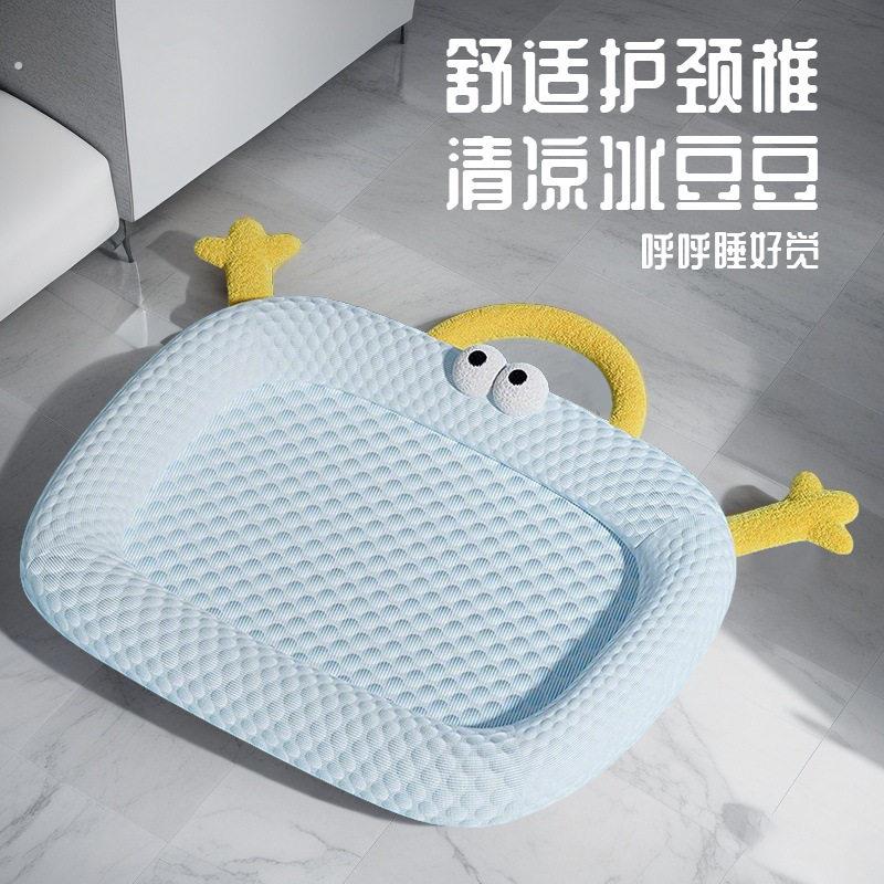 宠物冰垫夏季降温神器凉席垫子防水不粘毛冰豆豆带枕头安全感狗窝