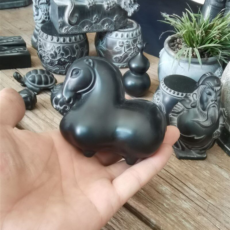 四川黑唐马摆件小号财客厅玄关酒柜桌面装饰品办公桌生肖马摆设