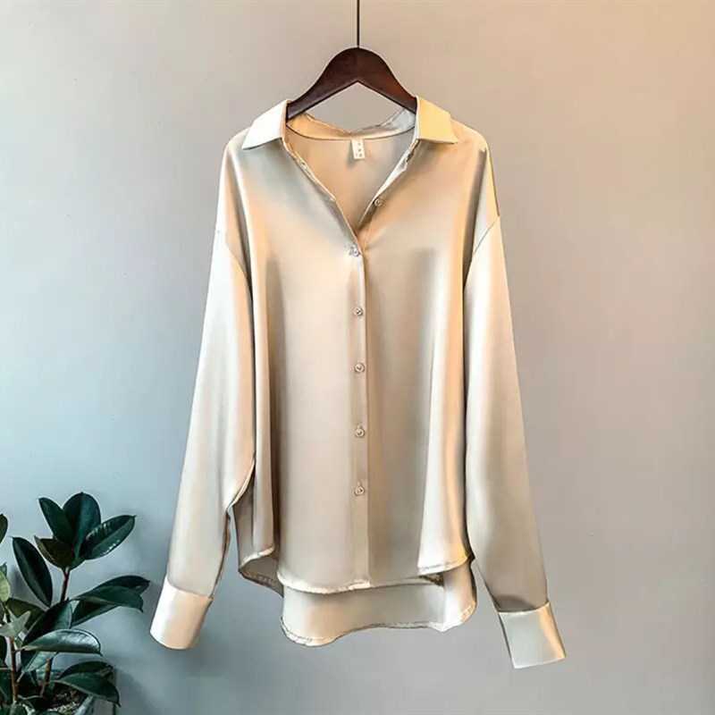 奢华样板房衣帽间衣服女士衬衫陈列摆件定制家具衣柜展厅软装饰品