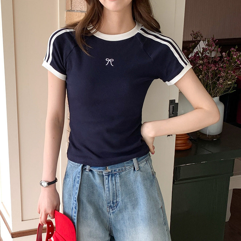 正肩撞色t恤女 夏季美式辣妹风修身短袖设计感小众三条杠显瘦上衣