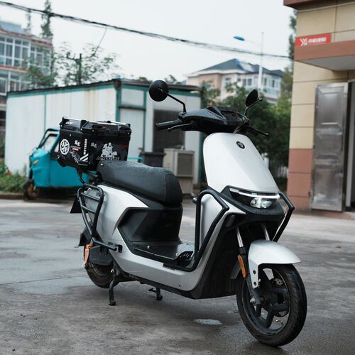 适配九/号电动车M95c+/85C+/80c+前保险杠防护杠后货尾架改装配件