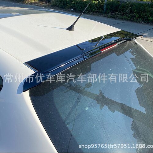 西雅特伊比萨leon改装尾翼
