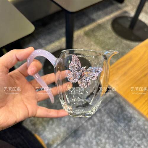 豁然春日蝴蝶高硼硅玻璃公道杯带把花形分茶器耐高温公杯匀杯茶海