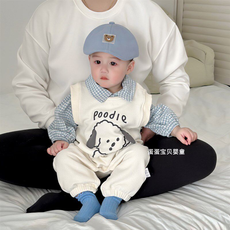男宝宝衣服连体背带裤超萌洋气婴儿春装两件套装春秋一岁春季幼儿
