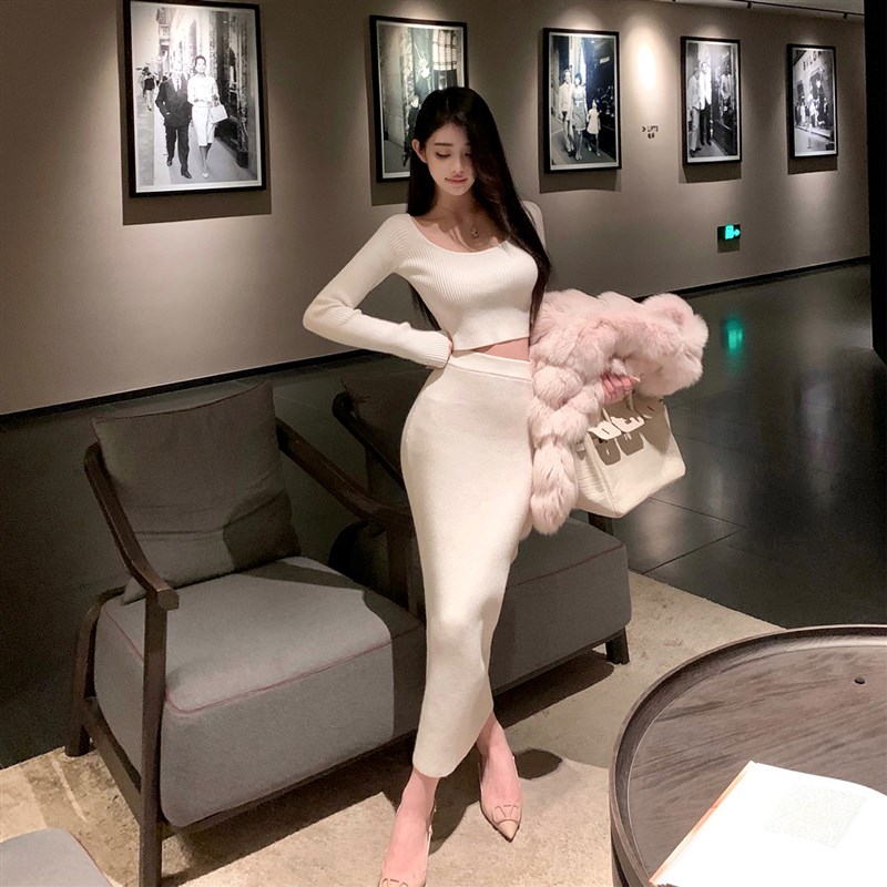 若语定制 清潭洞欧尼 时髦感加厚针织螺纹修身上衣开叉半裙套装女