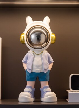2024年新款太空人宇航员摆件轻奢高档展示柜存钱罐航天员桌面礼物