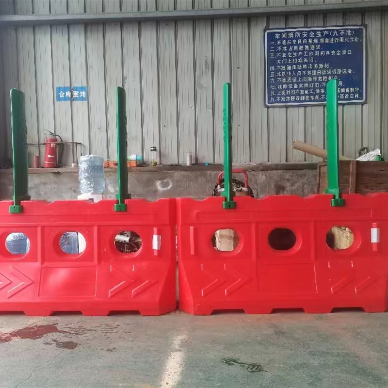 滚塑三孔水马隔离墩市政注水围栏移动道路施工护栏吹塑防撞桶水马
