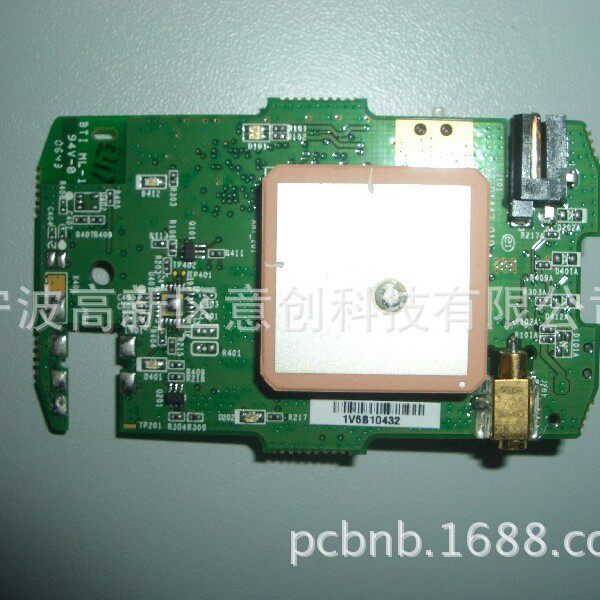 系统设计高精度厘米级北斗导航GPS定位RTK基准站地面站电路控制板
