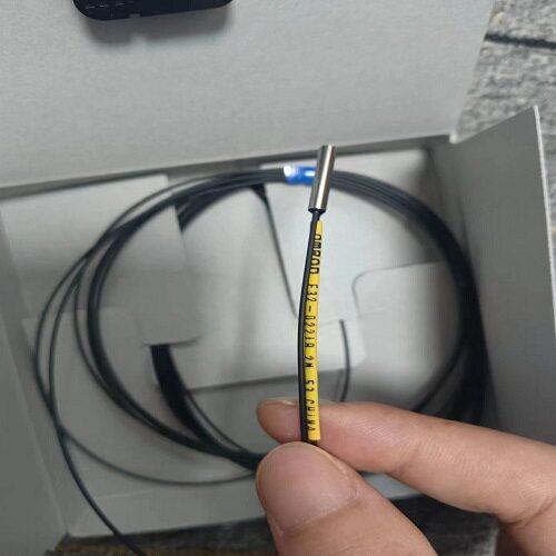 M2RON欧姆龙光纤传感器头E32Omron/欧-D2O1B