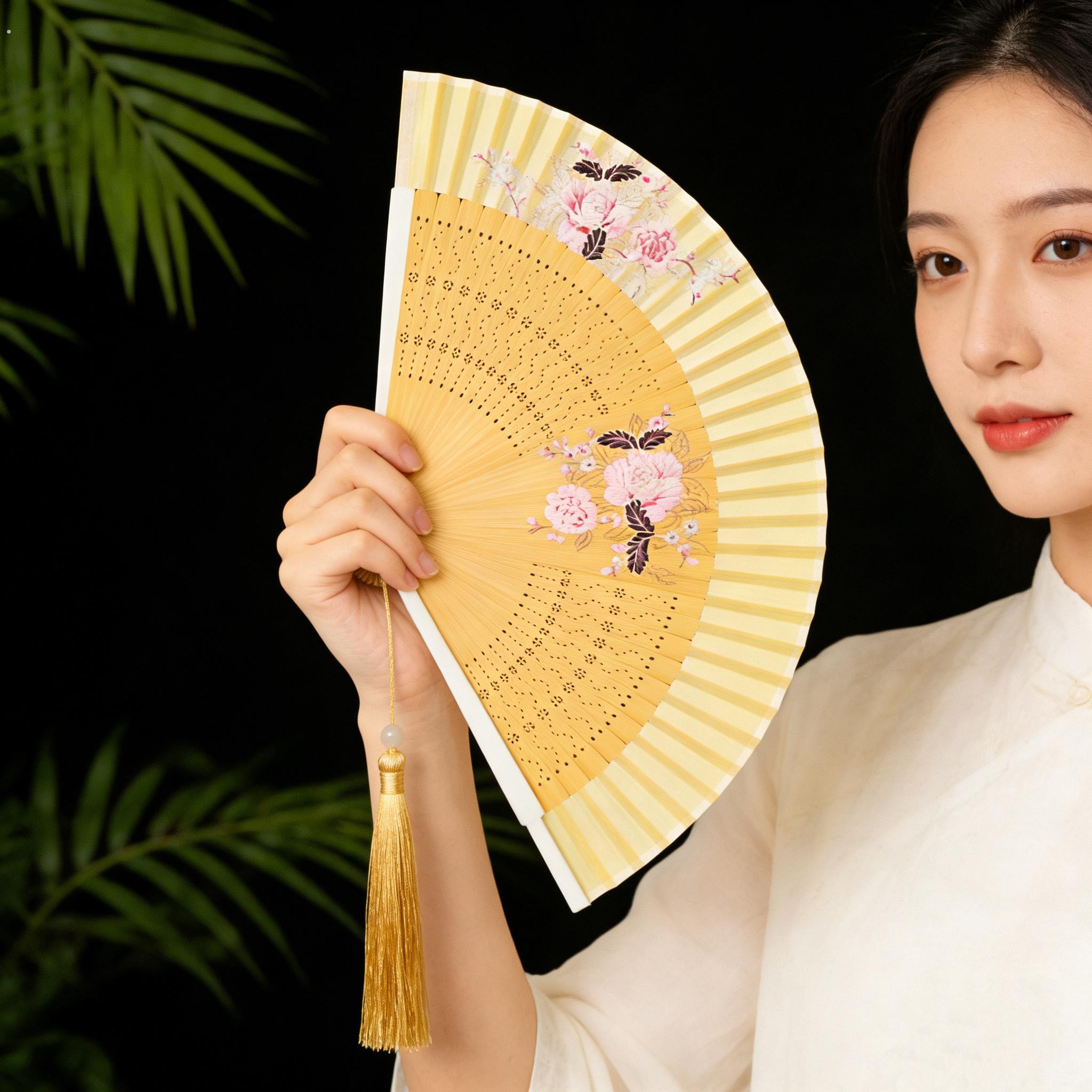 新中式简约古风扇子夏季女扇便携折叠扇中国风汉服旗袍扇素雅竹扇