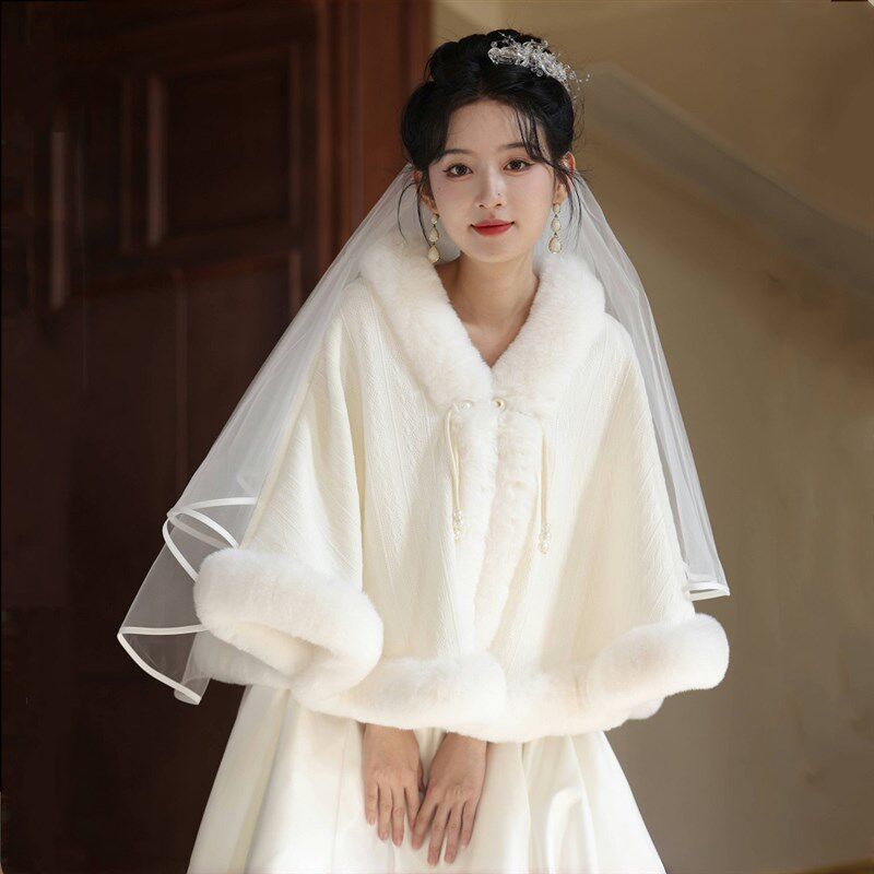 新娘结婚毛披肩婚纱披肩斗篷婚礼保暖披风白色大码伴娘皮草外搭冬
