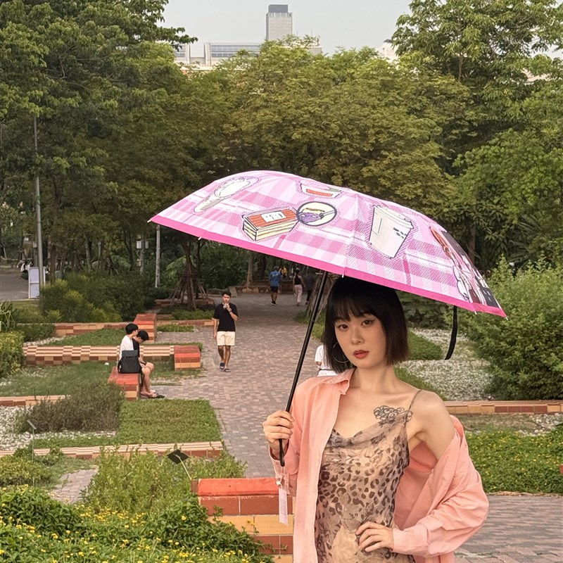 【已补货!】小饼甜甜屋 spf50+黑胶晴雨两用伞