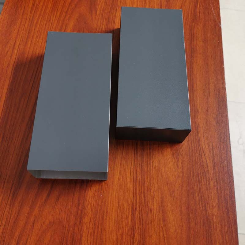 灰色铝方管型材适用于隔断屏风阳台护栏 可定制铝合金方管建筑装