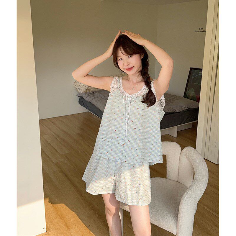 甜美格子蕾丝背心睡衣女款2025新款夏可爱花边吊带短裤家居服套装