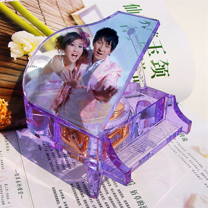 旋转水晶钢琴音乐盒生日礼物闺蜜结婚男女友创意情人节八音盒定制