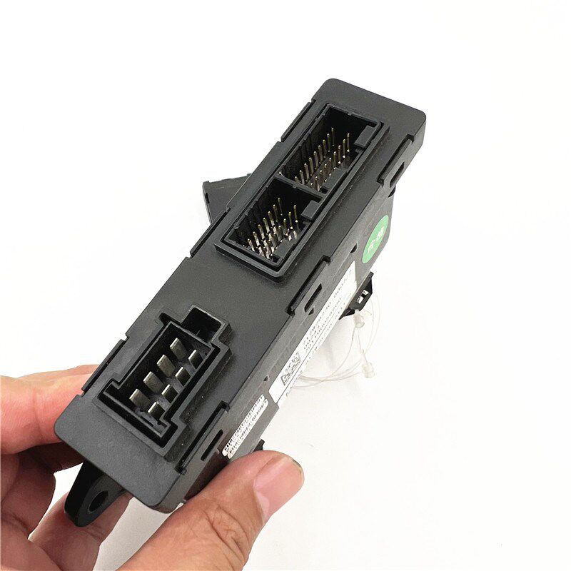 适用于中国重汽豪沃TX5TX7汽车门电动升降中控锁控制器电脑板原厂