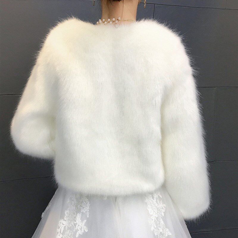 婚纱披肩冬季保暖新娘结婚毛披肩长袖外套搭婚礼伴娘加厚白色披风