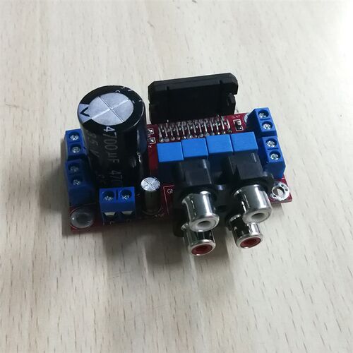 TDA7850功放板 12V功放板 50W4声道 桌面功放板 RCA插座输入