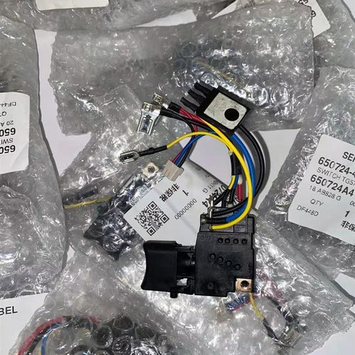 开关 适用DDF448,DDF458起子电钻;DHP448,DHP458冲击起子