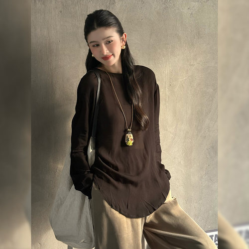 后背纽扣长袖T恤女松凉感罩衫