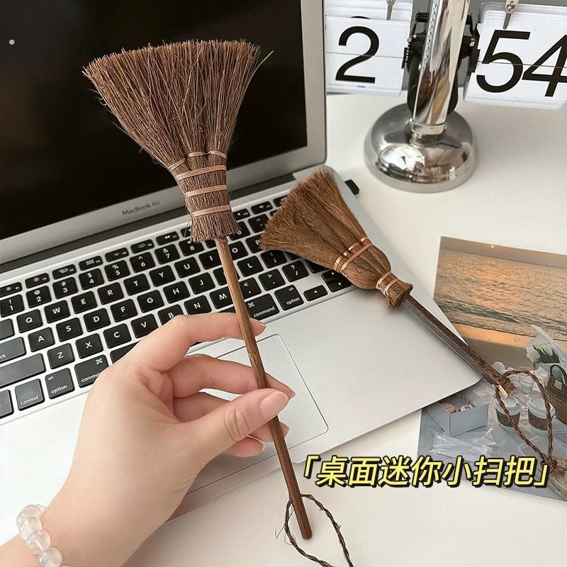 桌面迷你小扫把键盘清洁神器办公桌好物小型扫帚可携式灰尘清理刷
