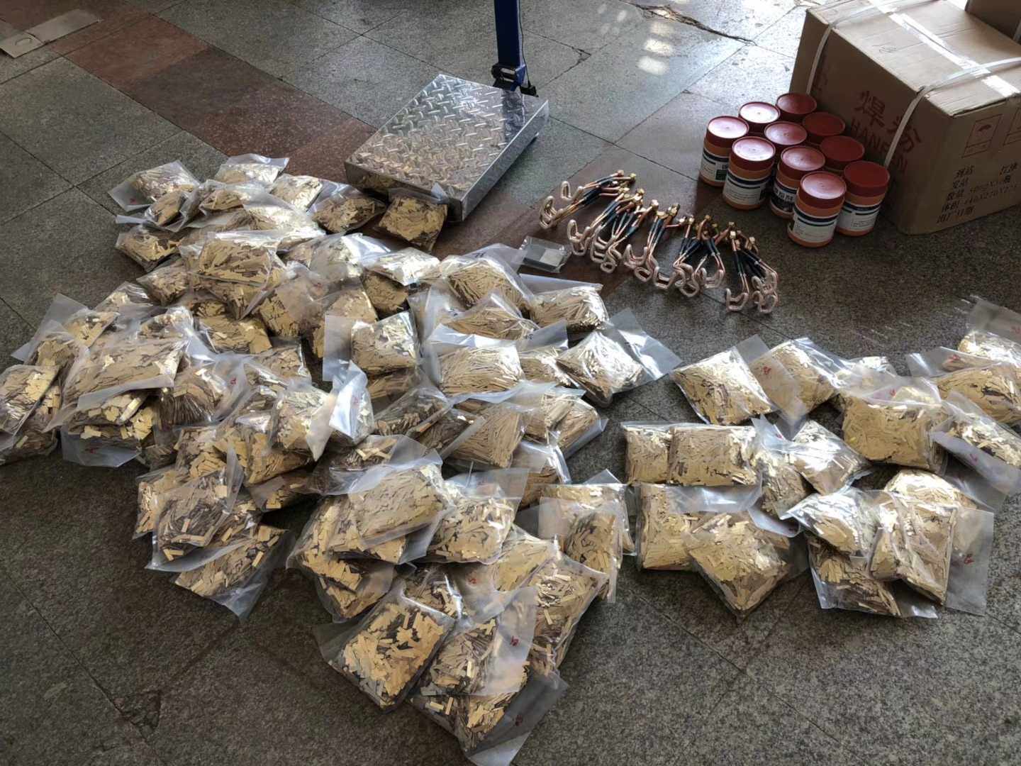 高频焊机铜焊片 水钻头焊接铜焊片 车刀墙锯磨轮刀齿焊接铜焊片
