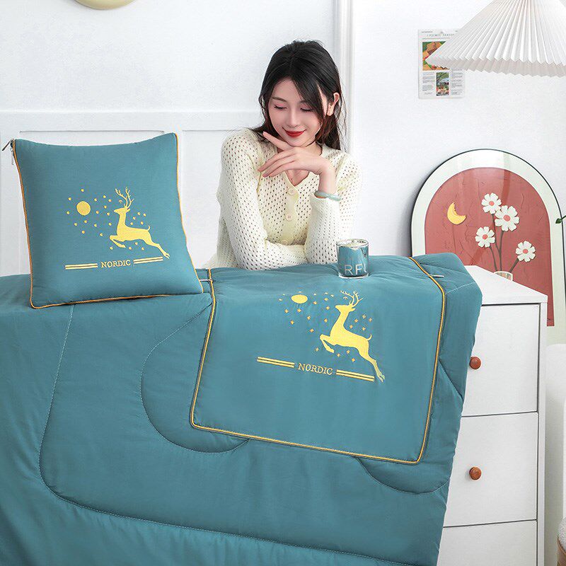 北欧纯棉抱枕被子两用办公室午睡可折叠被毯二合一汽车靠垫空调被