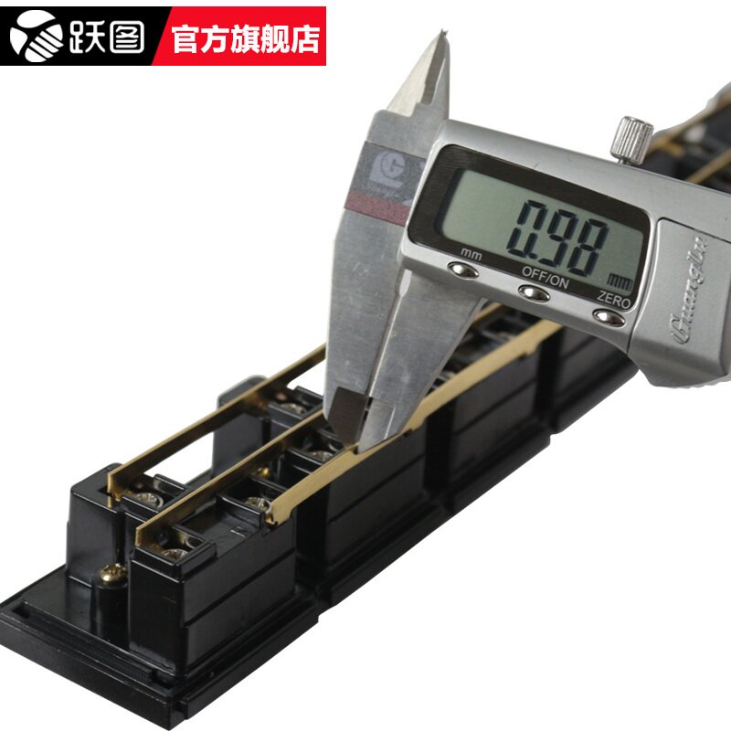 机柜PDU电源插座8-24位10A16A32A工业PDU排插SPD防雷开关按需定制