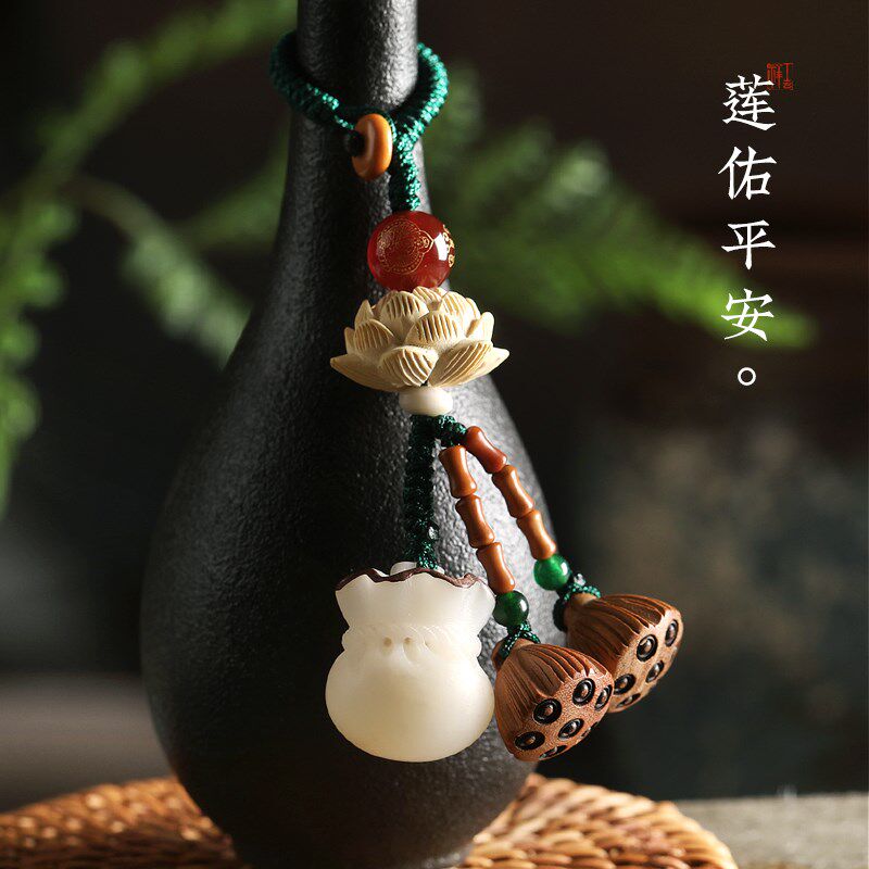 66(好运莲莲)十二生肖守护神本命佛吊坠菩提钱袋汽车钥匙扣挂件