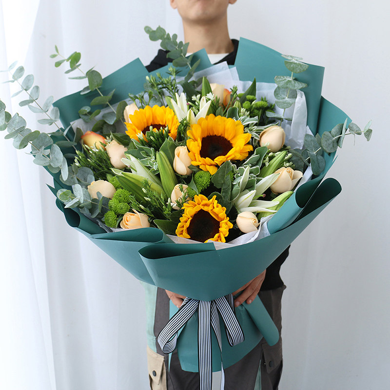 父亲节香水百合玫瑰康乃馨花束送妈妈长辈生日鲜花同城速递配送花