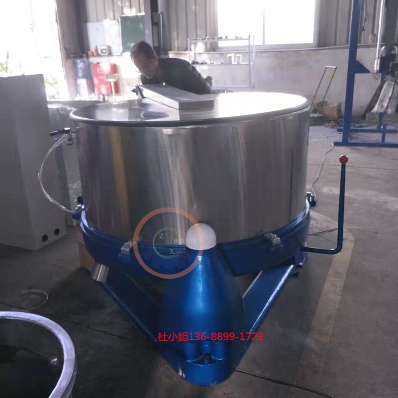 四川腌菜甩水一体机 贵州油炸食品脱油机 小型蔬菜离心式脱水机