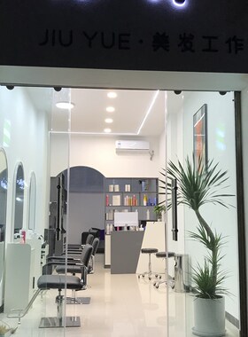 圆柱形挂墙式网红绿色美容美发转灯led发廊理发店防水防晒户外