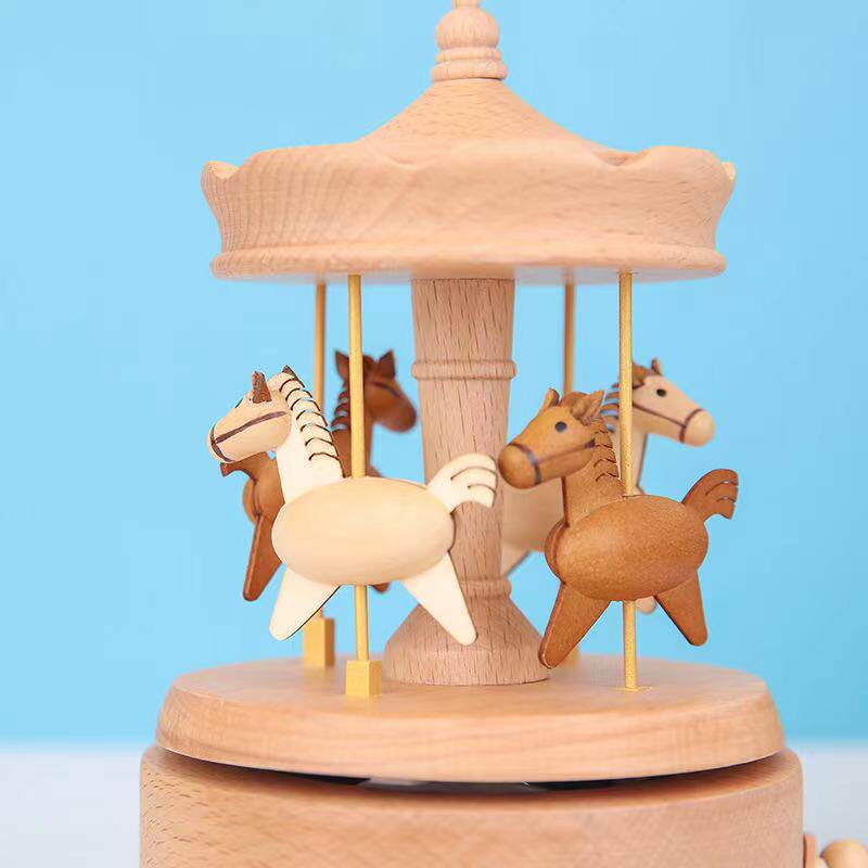 旋转木马木质音乐盒天空之城发条机芯八音盒七夕女生儿童生日礼物