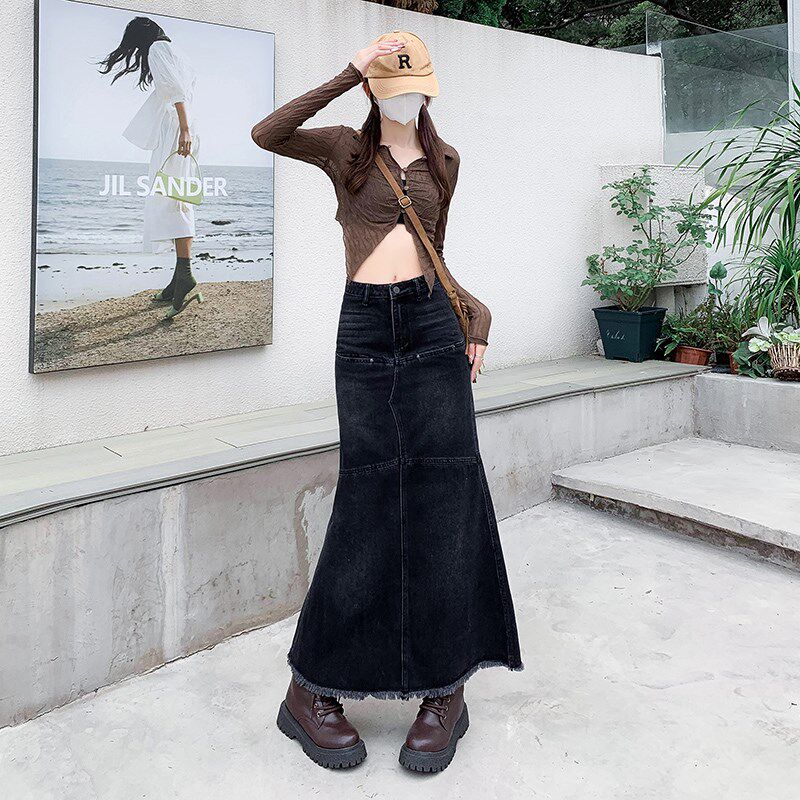 黑灰牛仔半身裙女秋冬高腰显瘦毛边流苏包臀a字中长款鱼尾裙子潮