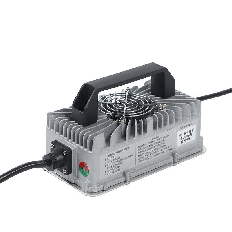 电动洗扫地机12v24V15A48V观光车叉车充电器大功率铅酸锂电充电机