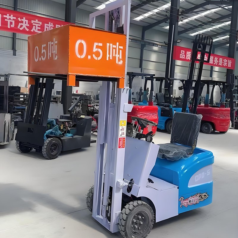 新能源电动叉车1吨2吨3吨装卸搬运车小型三支点叉车液压升降座驾