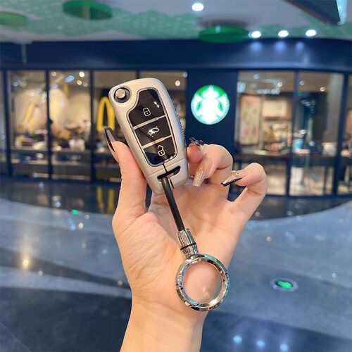 奥迪钥匙套新q3/a3/q2l高级感a6l/a5/a8l/tt折叠钥匙壳高档a1包扣