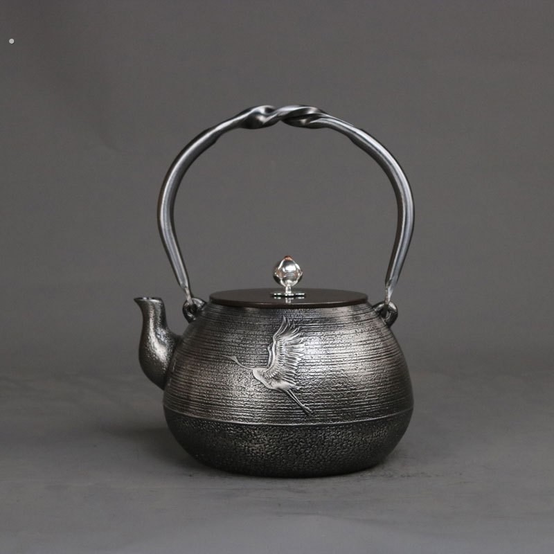 砂铁壶南部盛冈铁壶无涂层手工铁壶老铁煮茶壶烧水铁壶套装