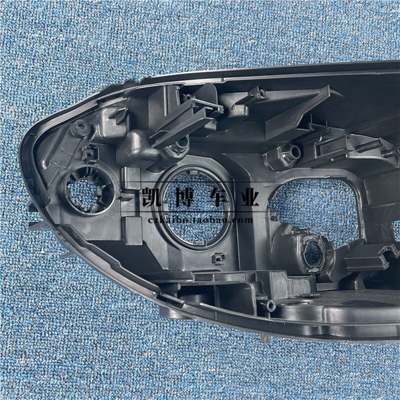 适用于宝马X1大灯后壳 13-15款X1大灯底座 灯底壳 后座 塑料黑罩