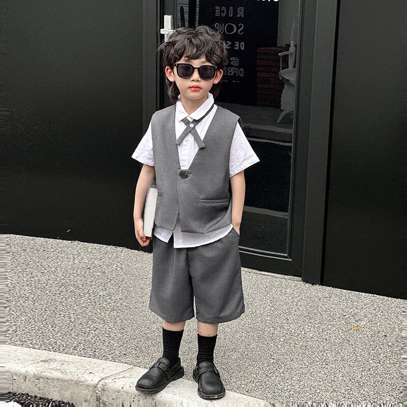 男童西装套装2024新款男宝周岁礼服夏装儿童马甲小西服花童演出服