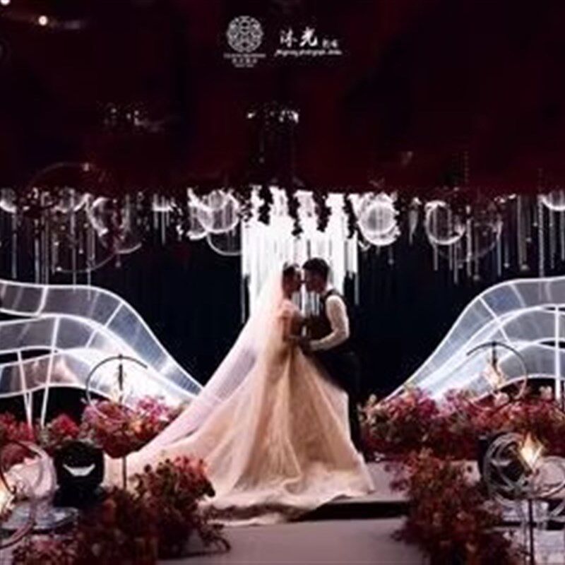 新款婚礼铁艺发光背景阳光板舞台摆件迎宾区天使之翼翅膀婚庆道