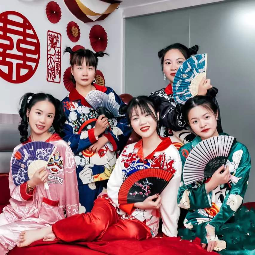 国潮睡衣女春秋季长袖冰丝套装复古个性闺蜜装晨袍新娘伴娘睡衣趴