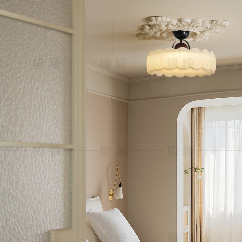 奶油风书房卧室吸顶灯中古温馨儿童房公主衣帽间复古设计师新款灯
