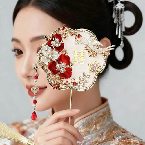新中式婚礼新娘结婚迷你秀禾团扇手工巴掌扇结婚喜扇拍照秀禾扇子