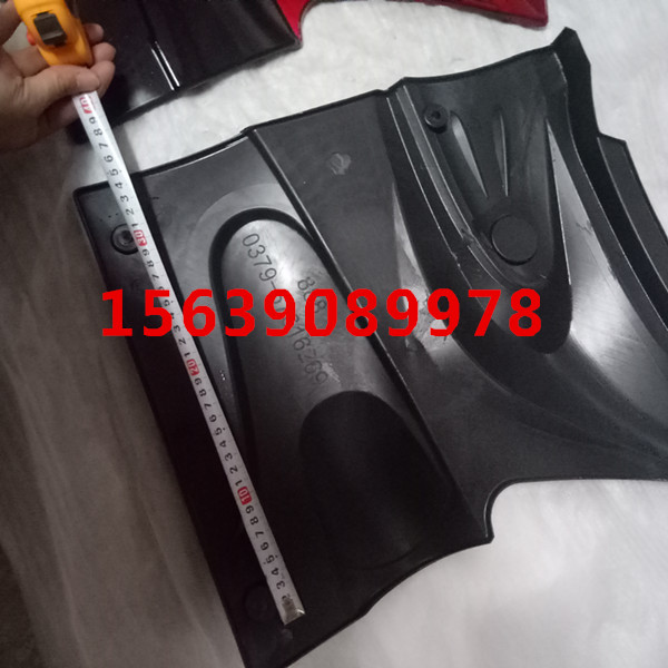 三轮摩托车配件珠峰三轮车发动机护板前左右边盖150/175珠峰原厂