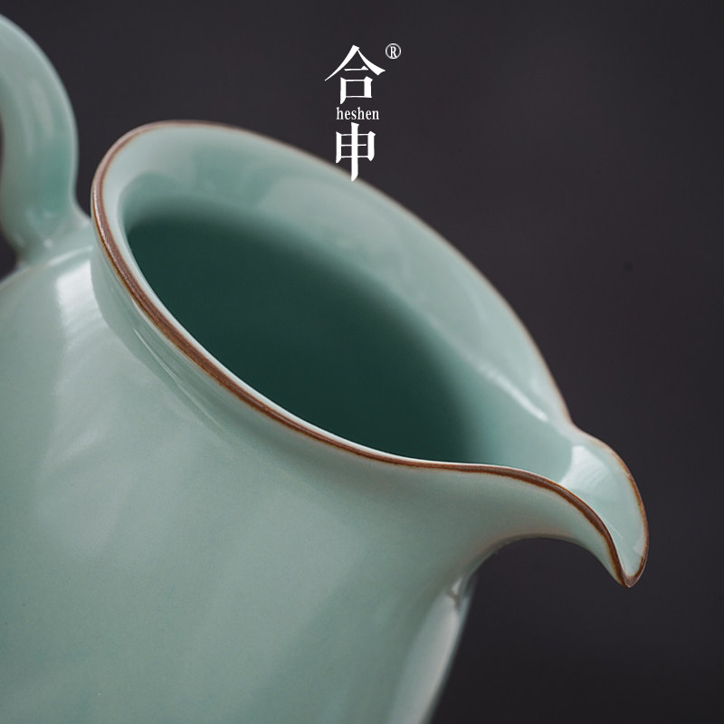 厚湖窑天青汝窑公道杯陶瓷开片分茶器带手柄茶海茶具单个倒茶均杯