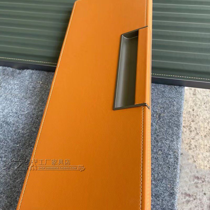 定制轻奢皮革衣柜门板六面车线皮质别墅橱柜抽面高端合金封边硬包